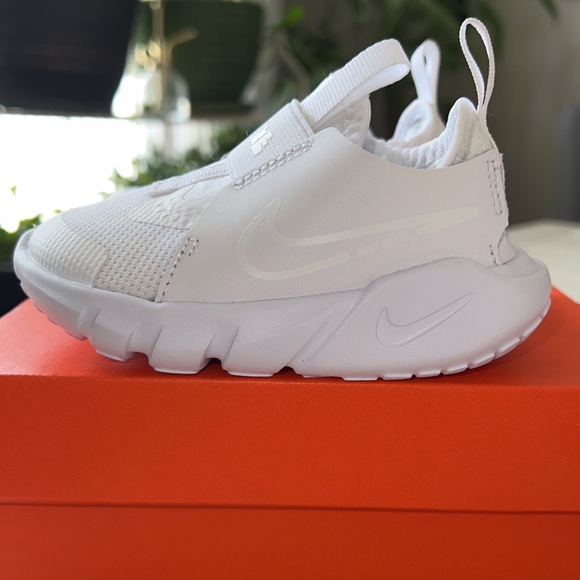 Nike Other - Nike Flex Runner 2 children’s size 5c white new with box never worn